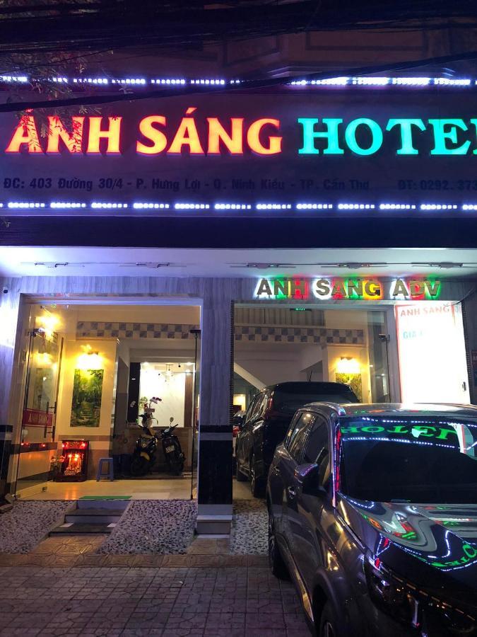 Khach San Anh Sang Hotel Can Tho Bagian luar foto